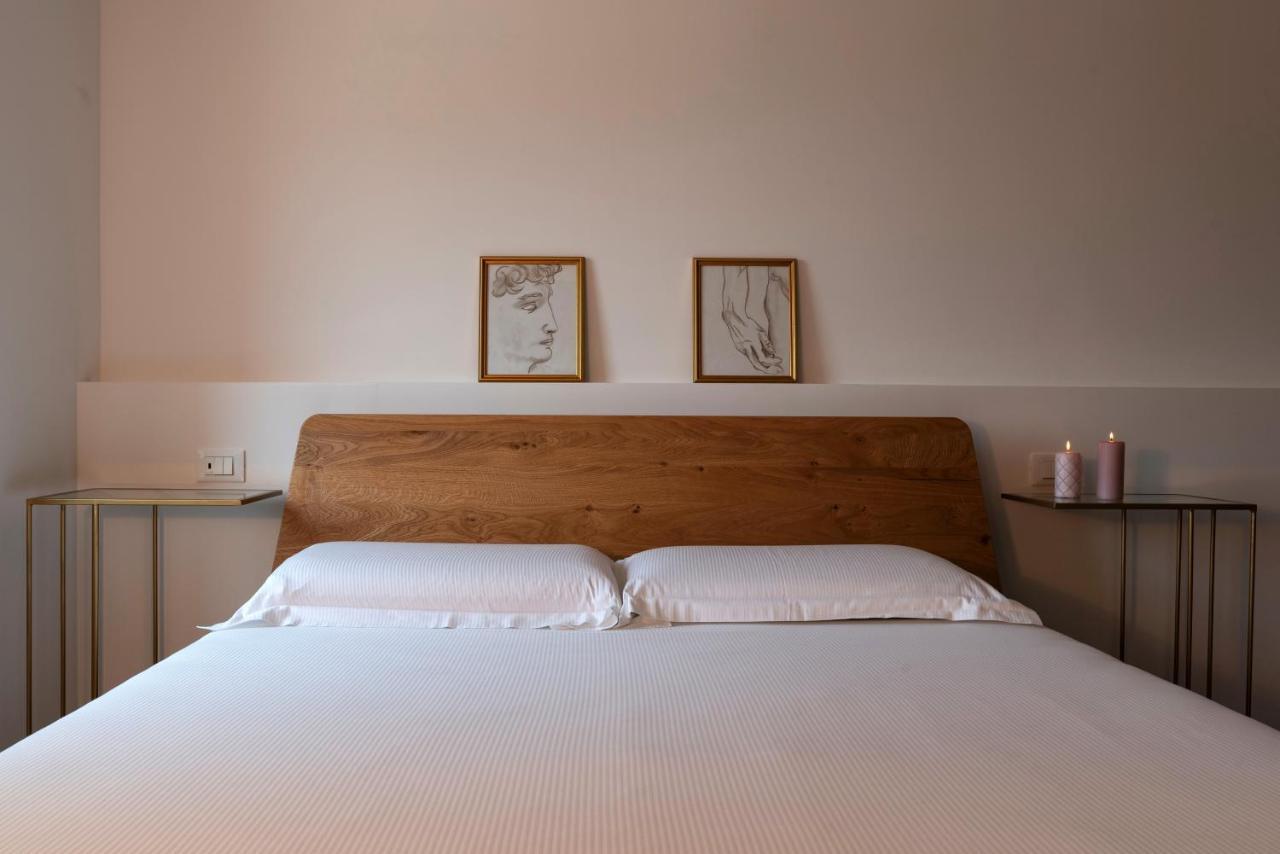 Absentia 1763 Garda Boutique Home - Lake Front Brenzone sul Garda Exterior foto